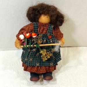 VTG 1997 Wooden Girl Doll Drying Herbs & Flowers Lizzie High 6"x4" Retired